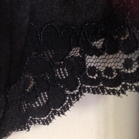 VS Black vintage kimono robe - Picture 7 of 8